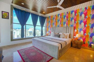 hotel room main image hotel room main image