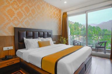 hotel room main image hotel room main image