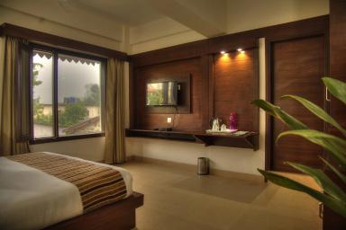 hotel room main image hotel room main image