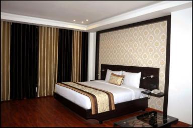 hotel room main image hotel room main image