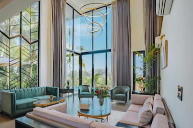 hotel room main image hotel room main image