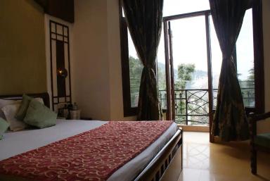 hotel room main image hotel room main image