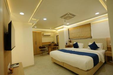 hotel room main image hotel room main image