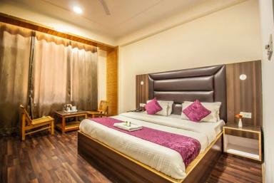 hotel room main image hotel room main image