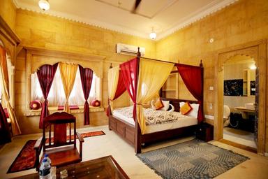 hotel room main image hotel room main image