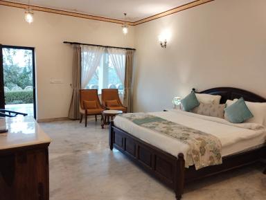 hotel room main image hotel room main image