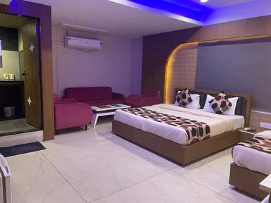 hotel room main image hotel room main image