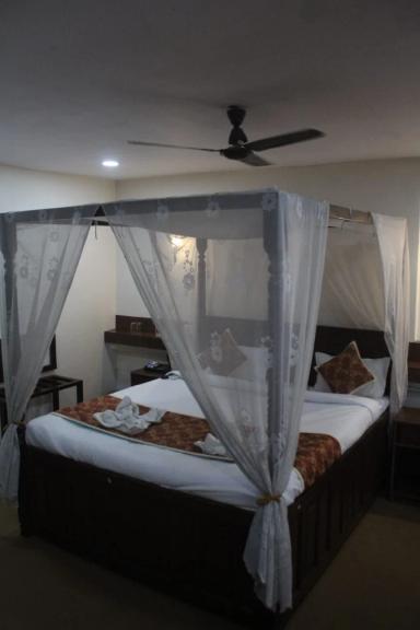 hotel room main image hotel room main image