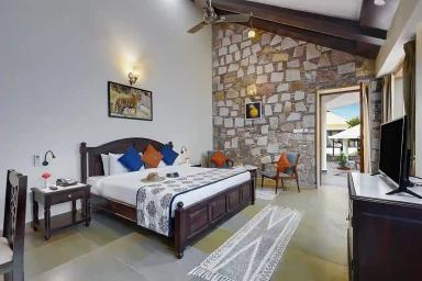 hotel room main image hotel room main image