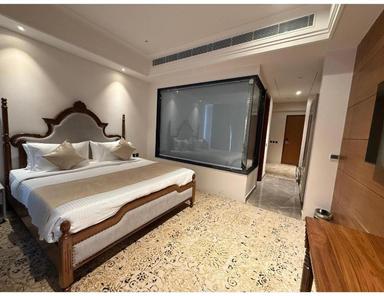 hotel room main image hotel room main image