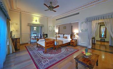 hotel room main image hotel room main image