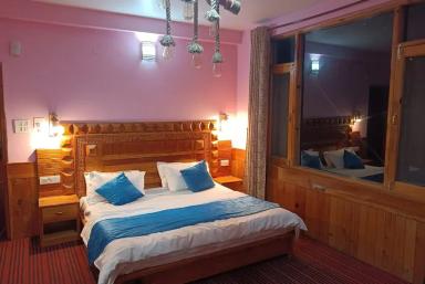 hotel room main image hotel room main image