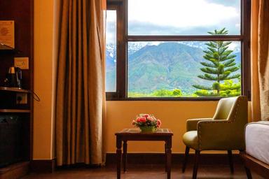 hotel room main image hotel room main image