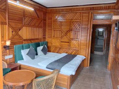 hotel room main image hotel room main image