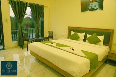 hotel room main image hotel room main image