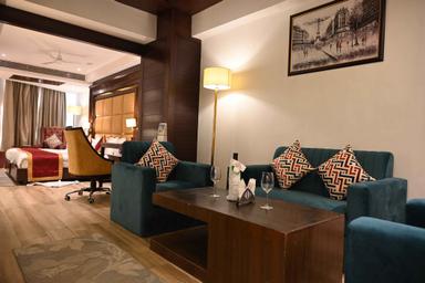 hotel room main image hotel room main image