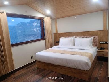 hotel room main image hotel room main image