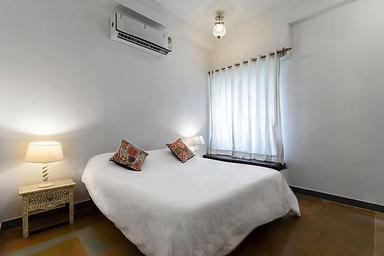 hotel room main image hotel room main image