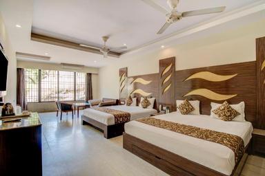 hotel room main image hotel room main image