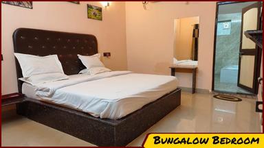 hotel room main image hotel room main image