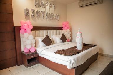 hotel room main image hotel room main image