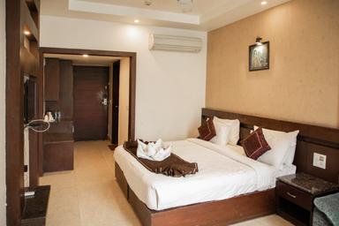 hotel room main image hotel room main image