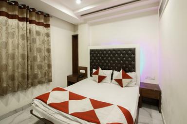 hotel room main image hotel room main image