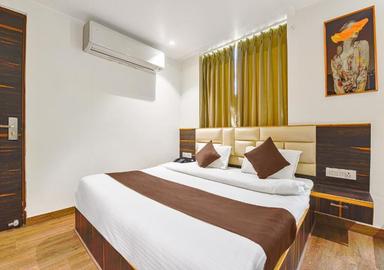 hotel room main image hotel room main image