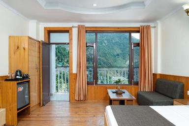 hotel room main image hotel room main image