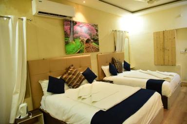 hotel room main image hotel room main image