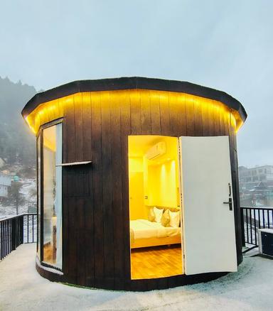 hotel room main image hotel room main image