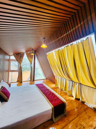 hotel room main image hotel room main image